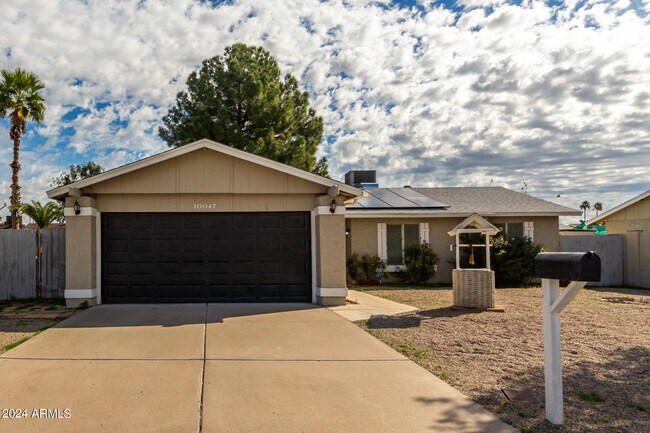 Primary Photo - 10047 N 48th Ave