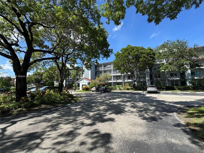 Building Photo - 1151 SW 128th Terrace