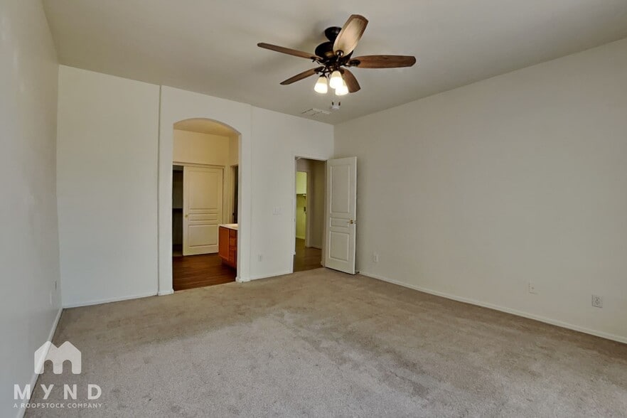 Building Photo - 13133 W Citrus Way