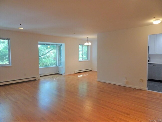 Building Photo - 300 Livingston Ave