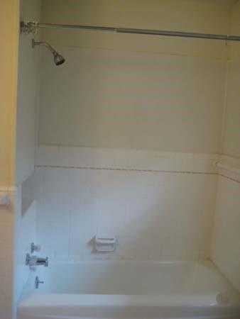 Building Photo - 1500 W Baldridge St