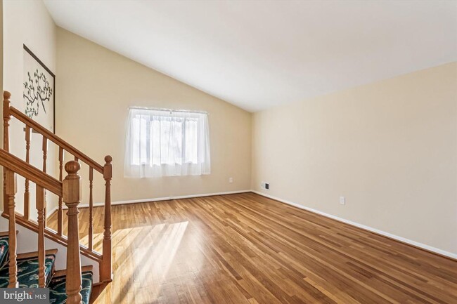 Building Photo - 4106 Ferrara Dr