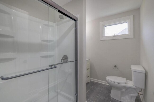 Building Photo - 10530 W 92nd Pl