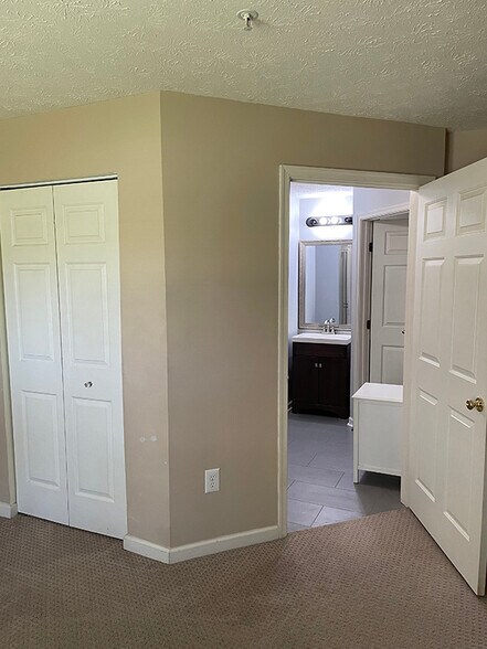 Building Photo - 2406 Autumn Harvest Ct