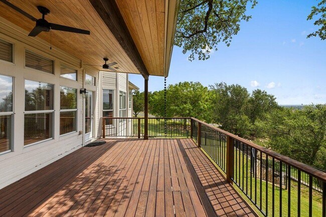 Building Photo - 17133 Majestic Ridge Rd