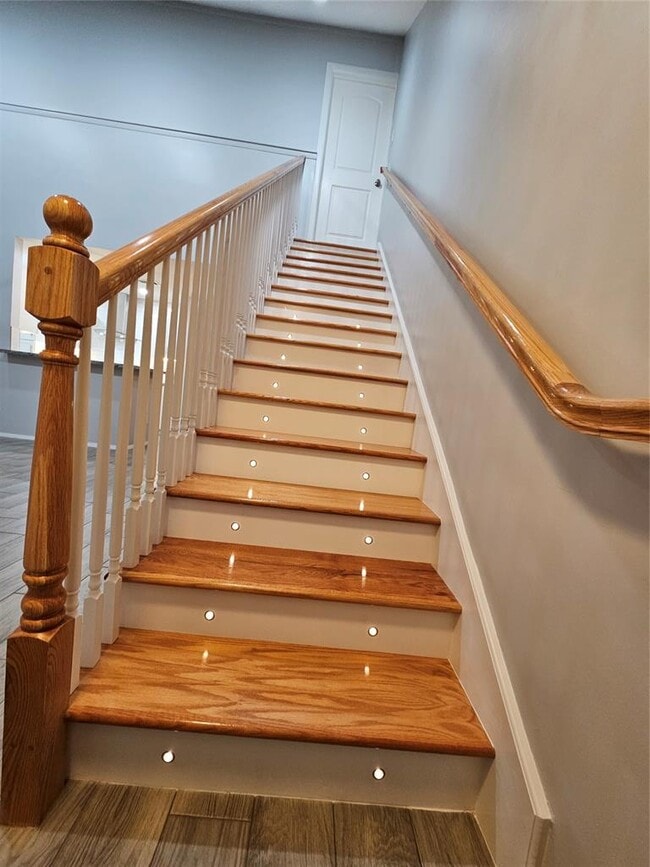 Building Photo - 2209 Singletree Ave