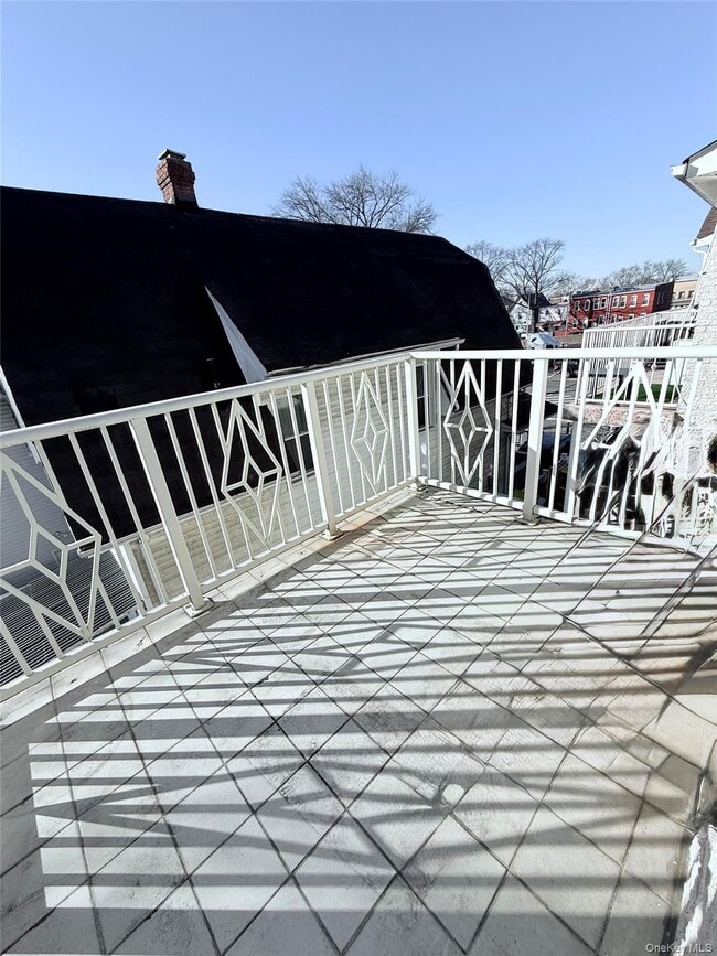 Building Photo - 95-10 95th Ave