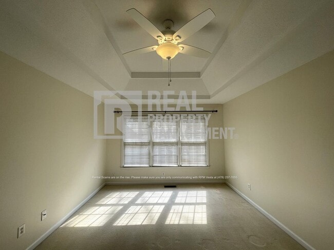 Building Photo - 425 Ashville Dr