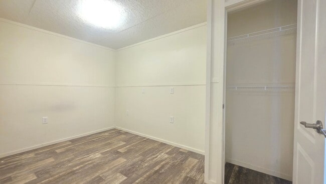 Building Photo - 3/2 MOBILE HOME IN COMMANDER'S PALACE - FRENSHIP ISD