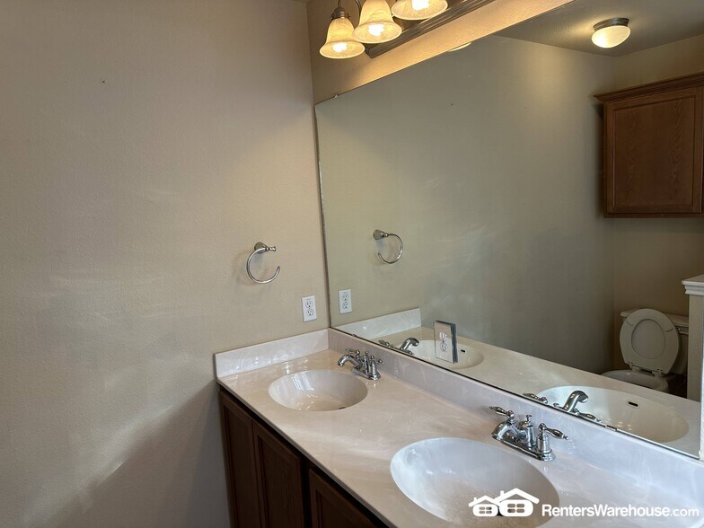 Building Photo - 10214 Maydelle Dr