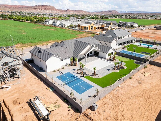 Building Photo - Gorgeous Custom Single Story with RV Garage