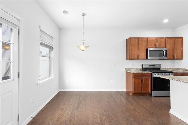 Building Photo - 360 Paulownia Cir