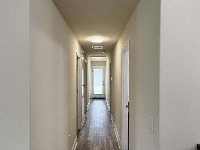 Building Photo - 5143 Carmell Ridge Cir