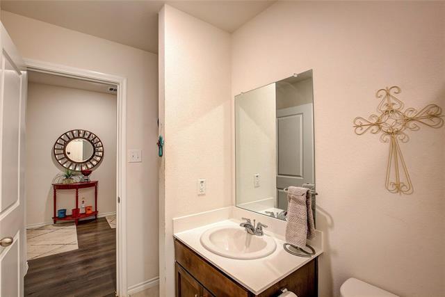 Building Photo - 1004 Basswood Ln