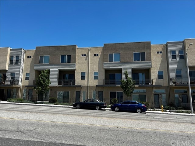 Building Photo - 718 N Central Ave