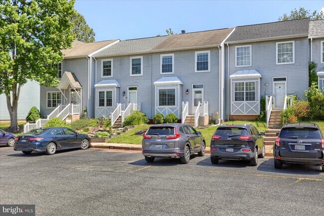 Building Photo - 618 Milford Ct