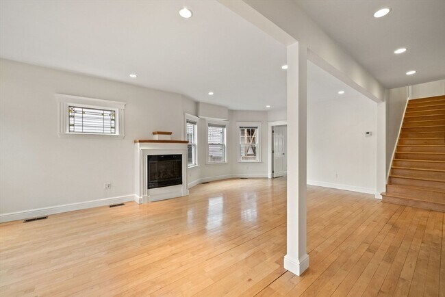 Building Photo - 2536 Massachusetts Ave