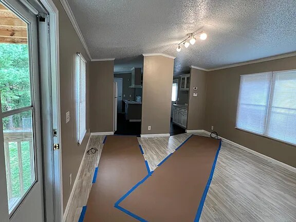 Building Photo - 19 Cool Waters Ln