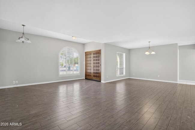 Building Photo - 6843 E Redfield Rd