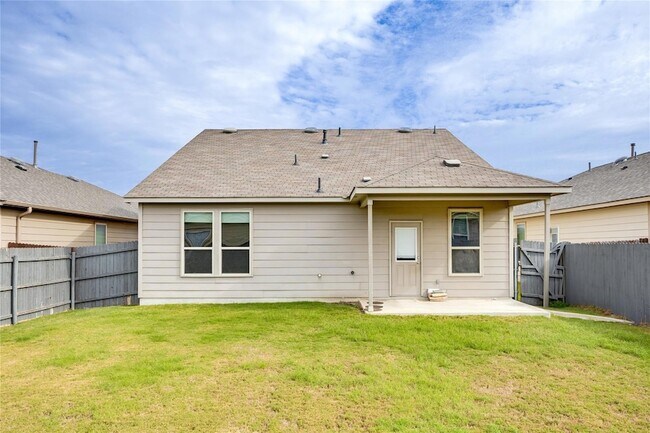 Building Photo - 524 Coffee Berry Dr