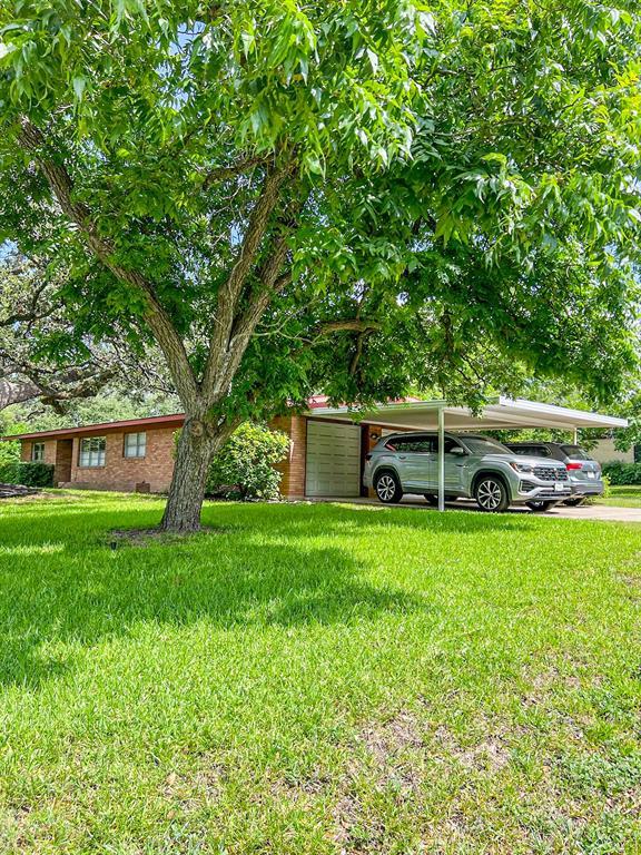 Building Photo - 205 W Covington Dr