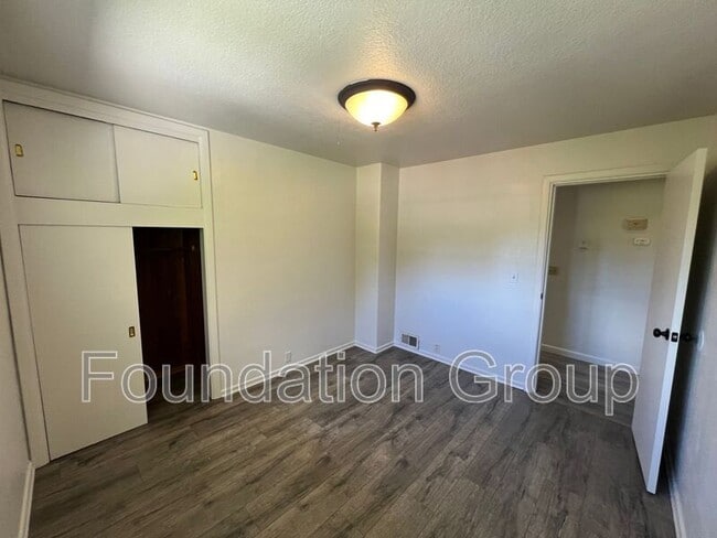 Building Photo - 3202 Farragut St
