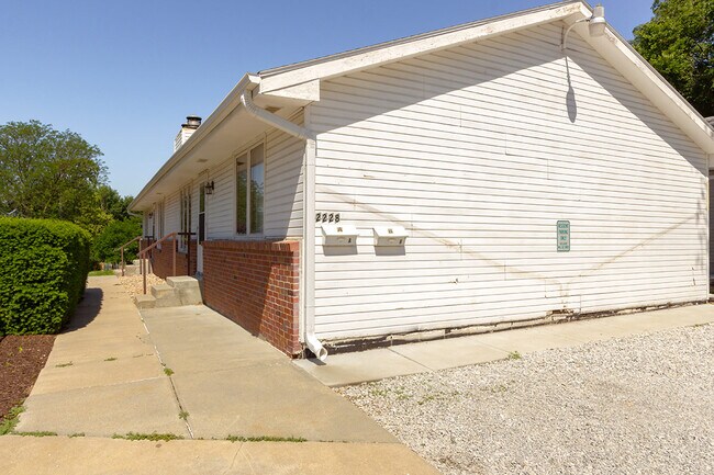 Building Photo - 2228 S. 9th-B