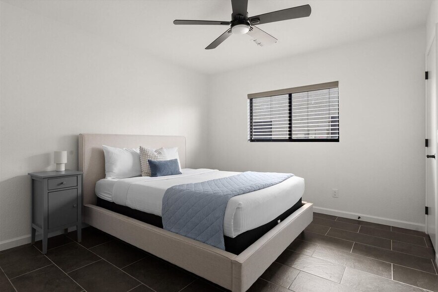 Building Photo - 11359 E Elena Ave