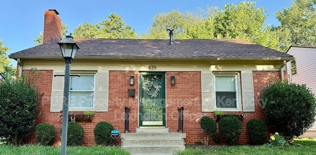 Building Photo - 839 Henry Clay Blvd