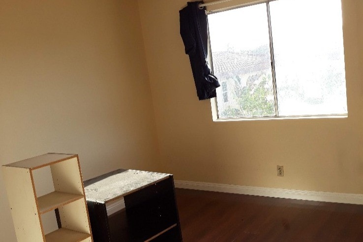 bedroom - 11052 Lower Azusa Rd