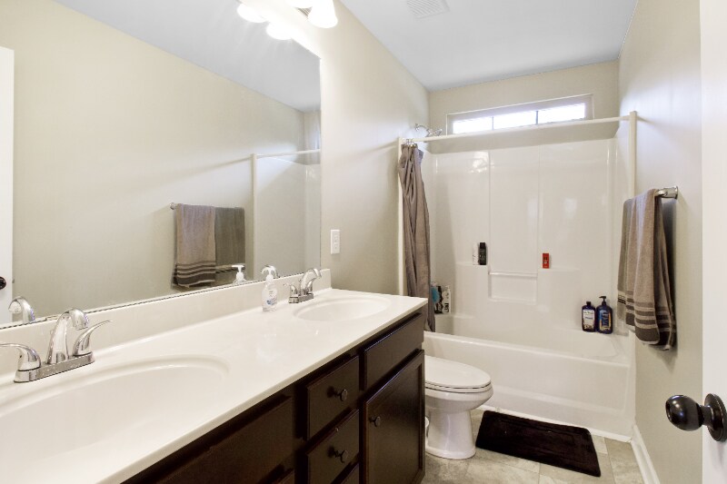 Building Photo - 508 Maggies Ct