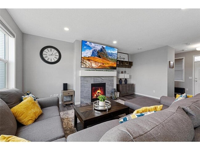 Building Photo - 2722 Jaber Ave NE