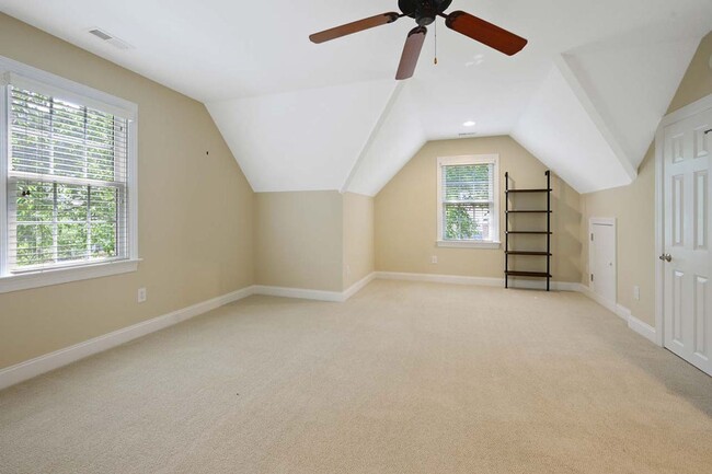 Building Photo - Custom Home in Fantastic Neighborhood!