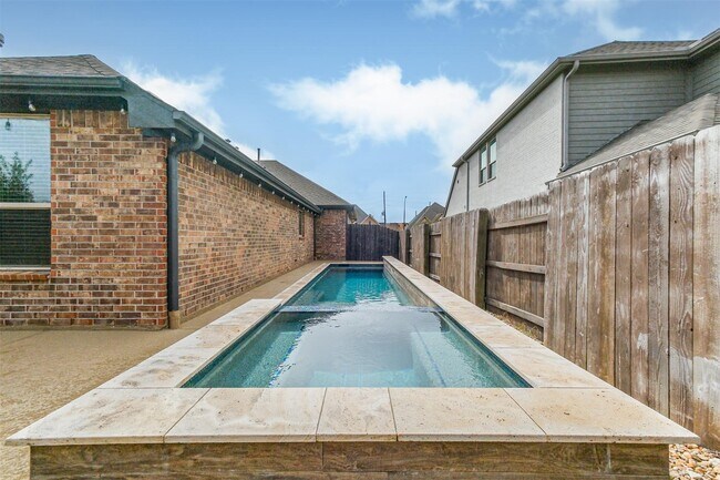 Primary Photo - 23202 Brookdale Bay Ln