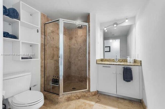 Building Photo - 41 SE 5th St