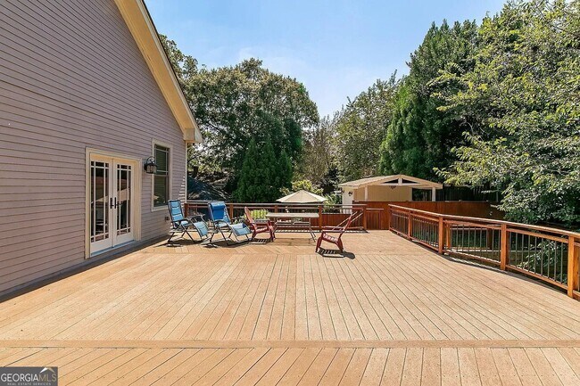 Building Photo - 1282 Monroe Dr NE