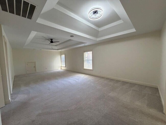 Building Photo - 4805 Carriage Bridge Ln