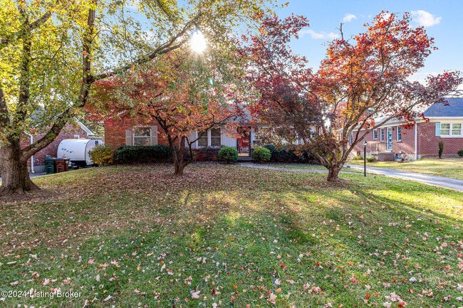 Building Photo - 704 Indian Ridge Rd