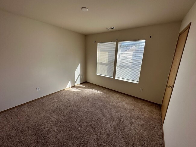 Building Photo - 2263 Bobs Hollow Ln