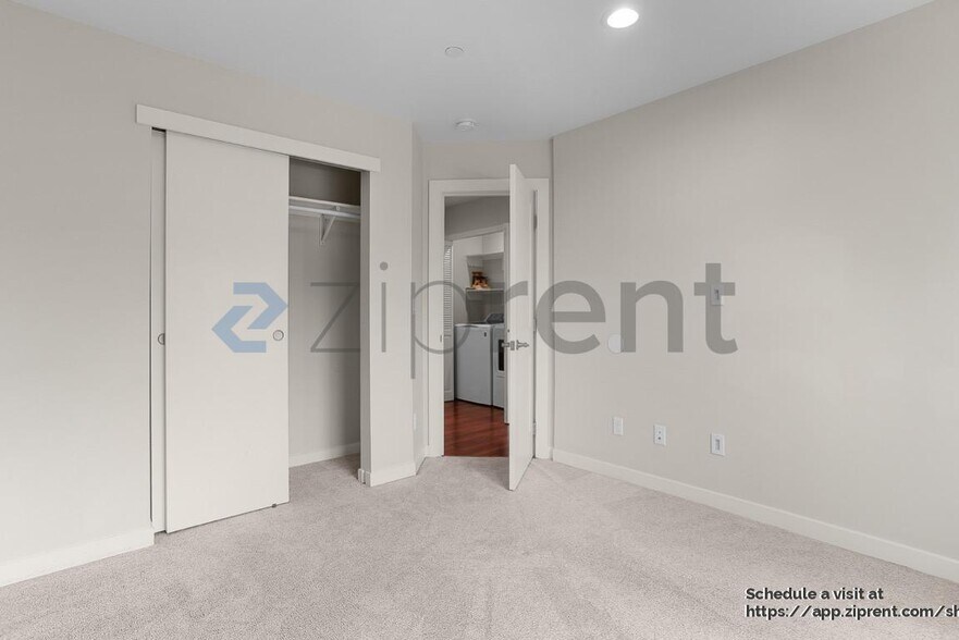 Building Photo - 13449 14th Ave S