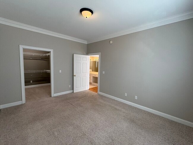 Building Photo - 604 Melton St