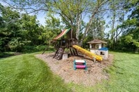 Building Photo - Lake Geneva Family-Friendly Furnished Home...