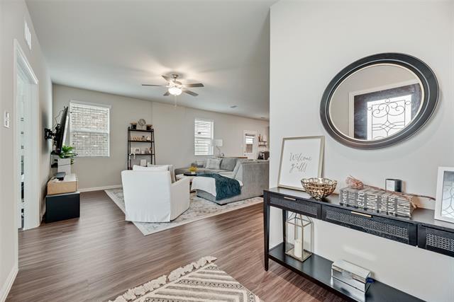 Building Photo - 3830 Norway Mews