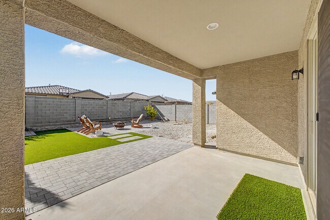 Building Photo - 12506 N 174th Dr