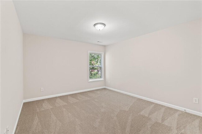 Building Photo - 1125 Harvest Brook Dr NE