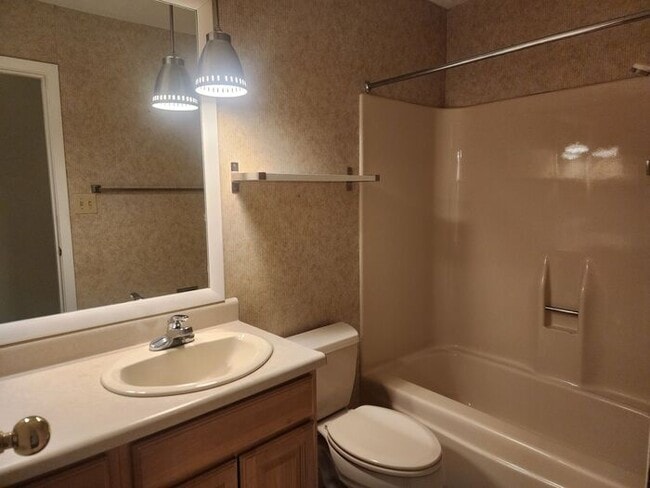 Building Photo - Spring Into Action - Don't Wait For Summer!! Apply Now, Get $1000 OFF Move-In Costs!!