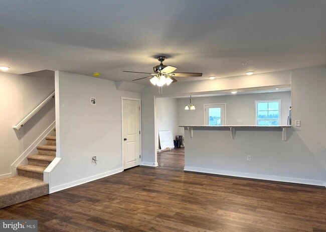 Building Photo - 140 Olga Dr