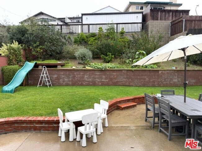 Building Photo - 912 McCarthy Ct