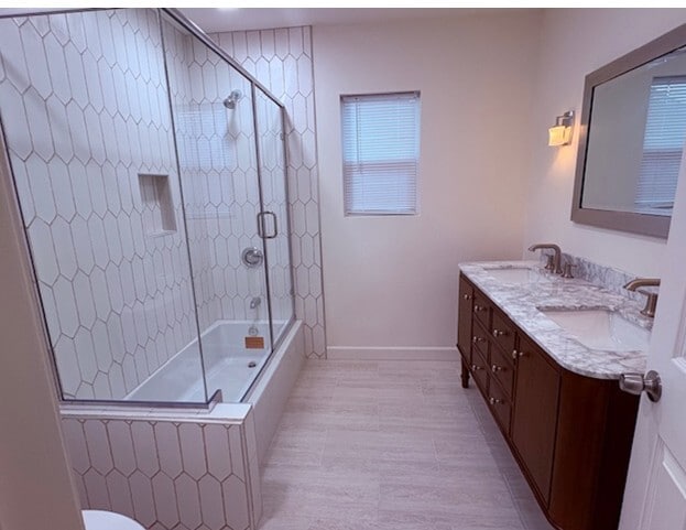 bathroom - 1610 W Cameron St