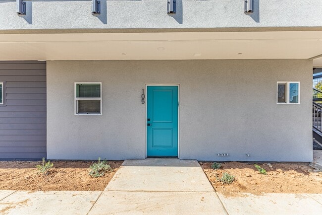 Building Photo - 1435 E Taylor St